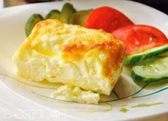 omlett zöldségekkel a keto étrendhez